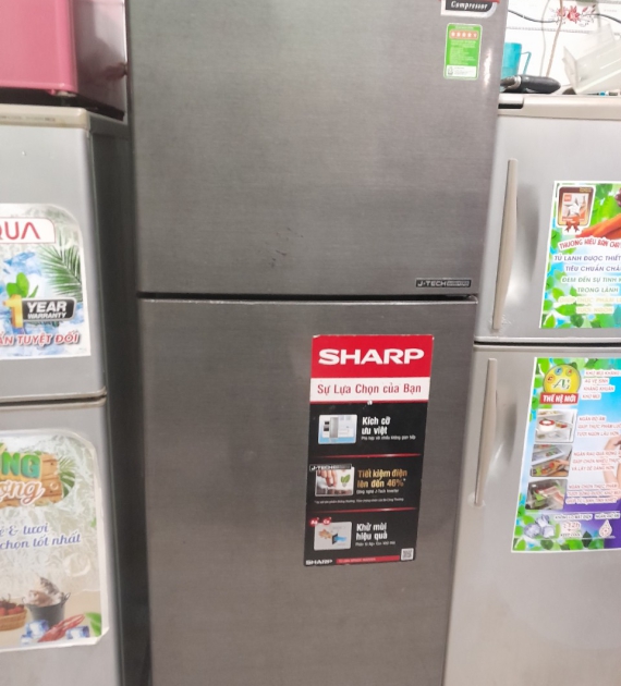 Tủ Lạnh Cũ Sharp 241 lít Inverter 