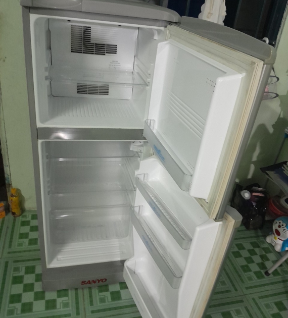 Tủ Lạnh Cũ SanYo 120 Lít